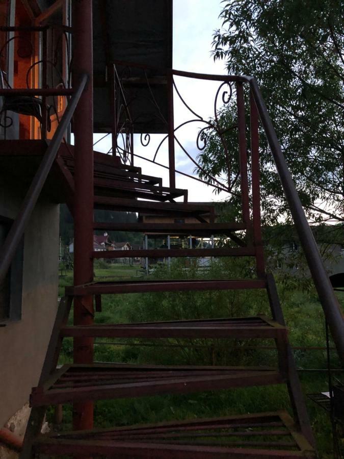 Apartmán На Двоїх Slavske Exteriér fotografie